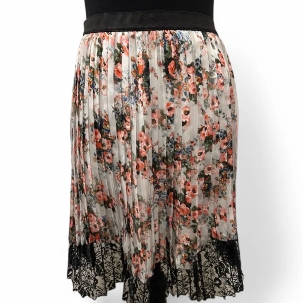 ASOS Asymmetrical Floral Skirt with Black Lace NWOT